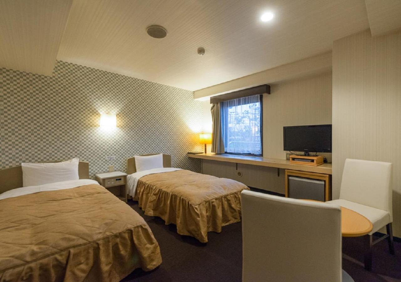 Hotel Livemax Kofu Kai Buitenkant foto